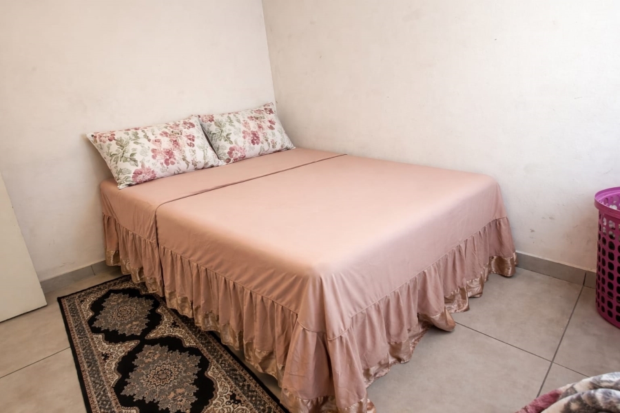 2 Bedroom Property for Sale in Rustenburg Central North West